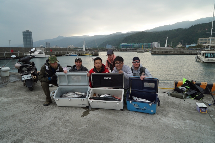 [分享] FCPX 宜蘭龜山島船釣鰹魚影片- 德國情侶 X 俄國釣手