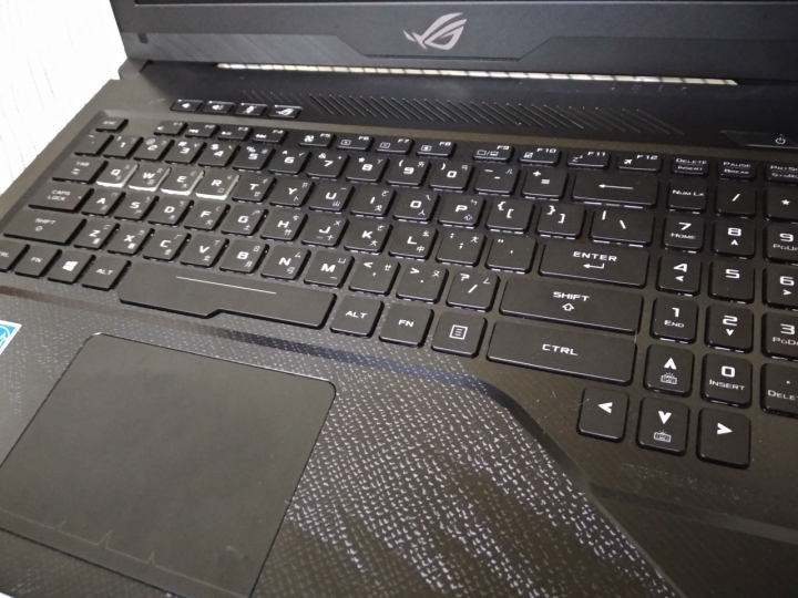 平民英雄ROG Strix Hero Edition開箱 圖多慎入