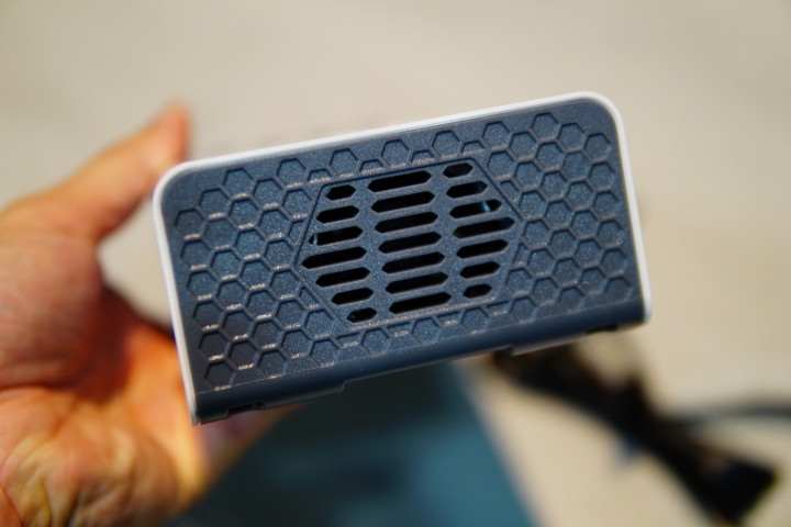 電瓶的守護神-麻新電子MASHIN SC-1000+ 智慧型(鉛酸/鋰鐵)雙模充電器開箱(圖多)