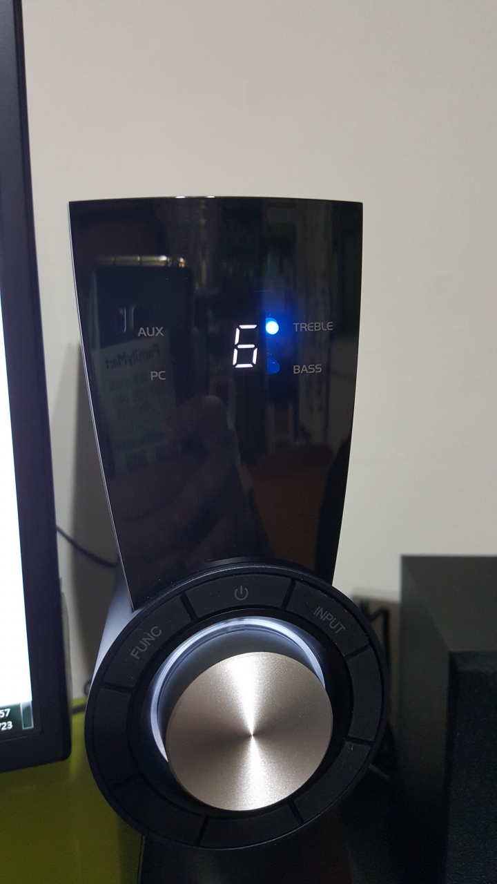 Edifier C2V 喇叭簡易開箱分享