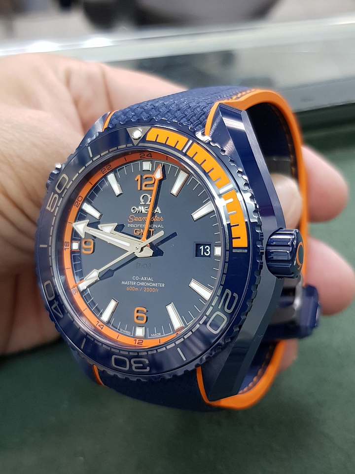 OMEGA 海馬 PLANET OCEAN " BIG BLUE " 簡單開箱