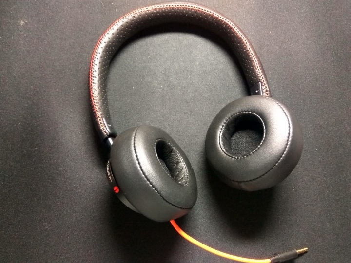 Philips 飛利浦 M1 耳機送修 經驗分享 「耳罩居然用黏的」