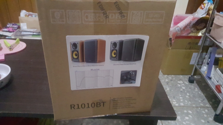 Edifier R1010BT 藍芽喇叭簡易開箱分享