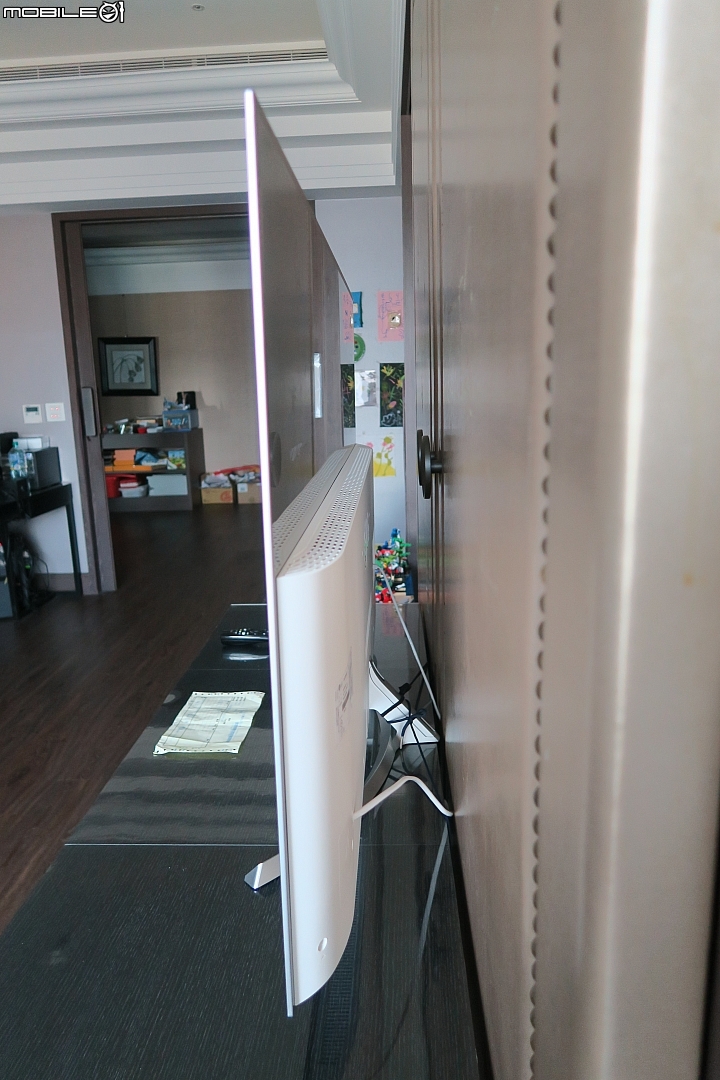LG OLED TV 55B7T 開箱 + SmartShare直接撥放電腦硬碟中的影音檔案