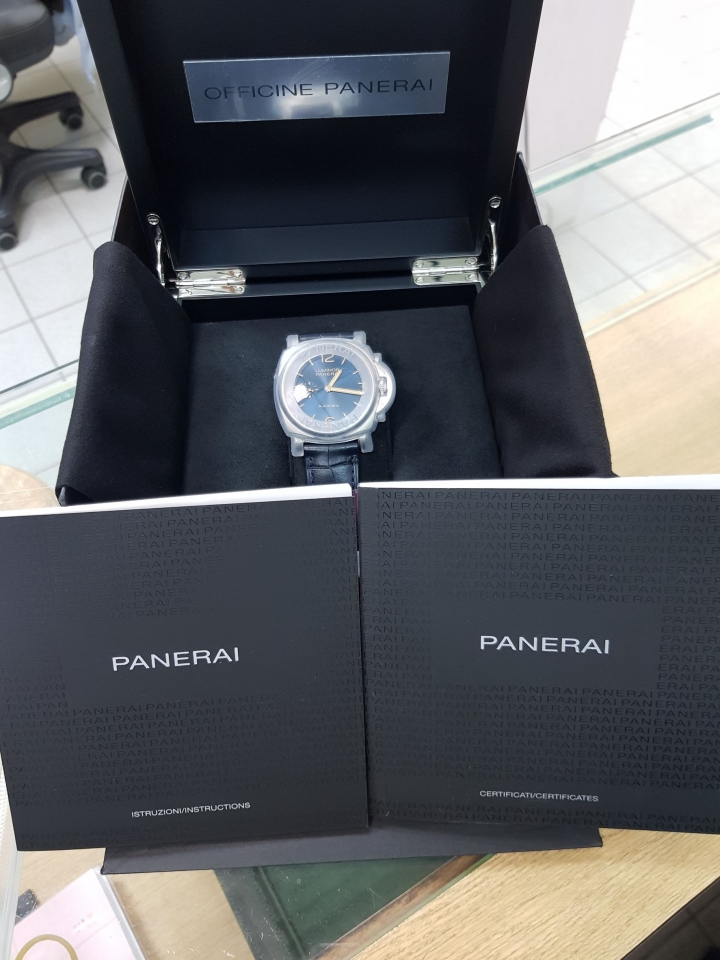 Panerai Pam729 藍面 好迷人..