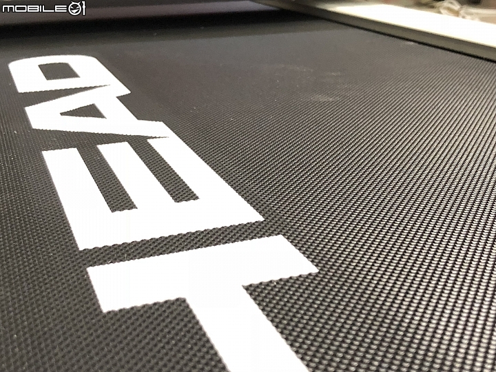 【開箱】海德HEAD Fitness H-T190靜音跑步機，免安裝的居家摺疊跑步機