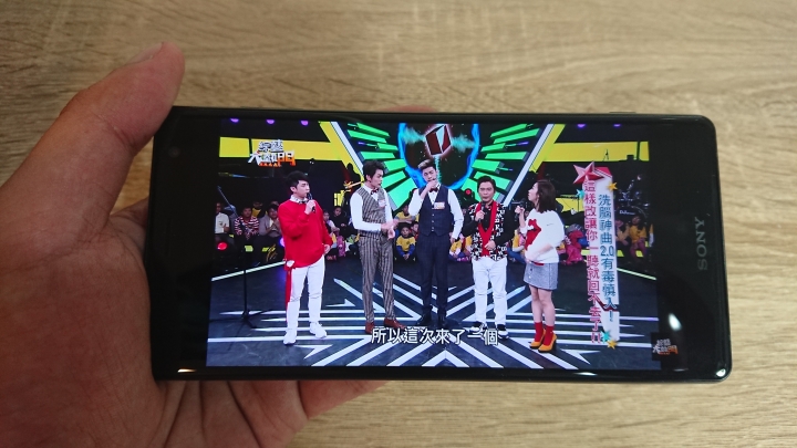 【心得】再見了蘋果~SONY XPERIA XZ2 小揚 開箱文