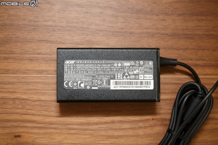 Acer Switch 7 Black Edition 變形筆電的時尚演繹