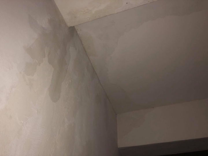 請教整修中古透天厝,隔壁會漏水一事