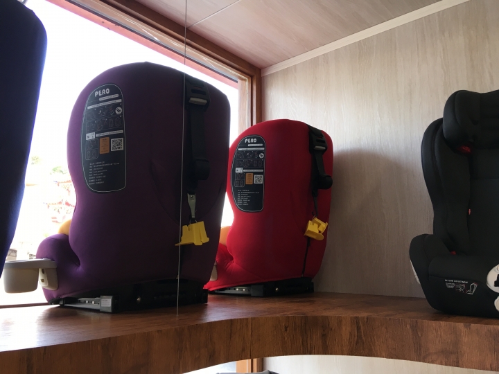 二寶家庭小車空間解決方案 PERO  Luce90 ISOFIX 安全座椅  Petalo 秒收推車(符合登機尺寸) 上篇 緣起與推車介紹(下篇安全座椅與總結待續)