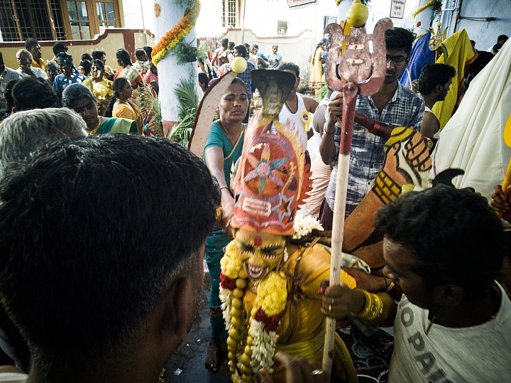 [ZF4]印度的宗教儀式跟台灣87分像，成為卡莉女神之路