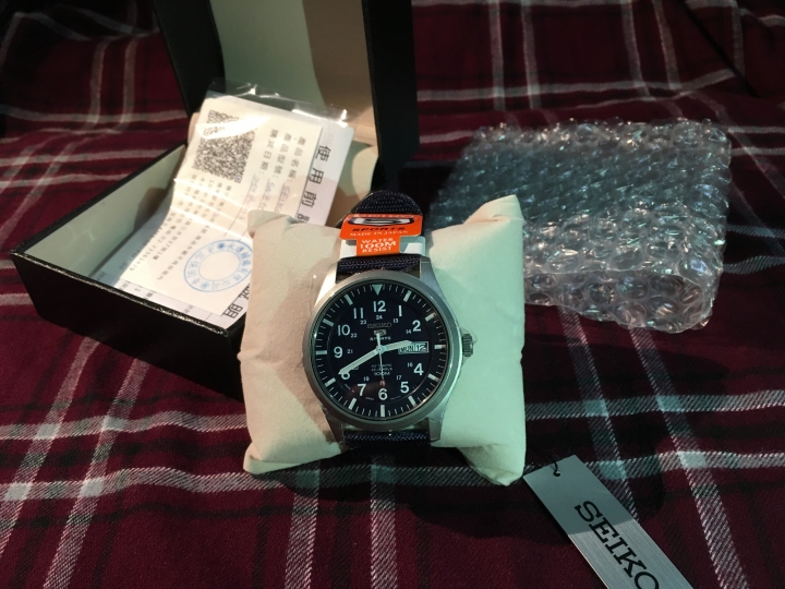 [開箱]人生第一隻 SEIKO 五號機械錶 SNZG11J1