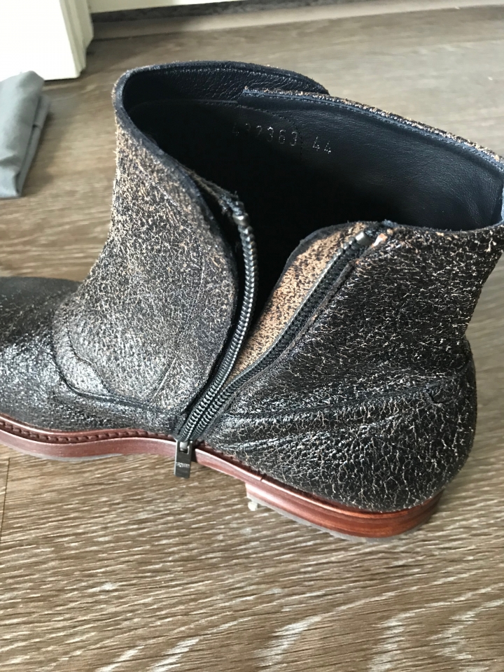 [小牛靴開箱] Alexander McQueen Vintage Calf Boots 復古作舊靴簡易開箱+實穿