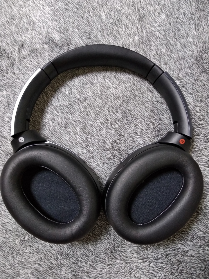 [開箱文]SONY WH-1000XM2