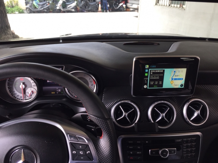 2013 CLA Audio 20 小螢幕 Apple CarPlay