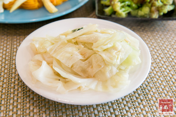 【台南南區】首推櫻桃鴨腿和牛排｜鐵板甜食滿滿莓果味｜舒肥烹調｜法式鐵板燒好好食~HAPPY FOOD 樂食新鉄板料理
