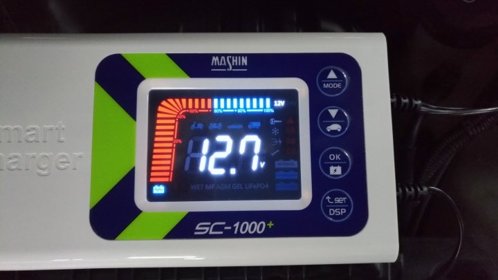 電瓶的守護神-麻新電子MASHIN SC-1000+ 智慧型(鉛酸/鋰鐵)雙模充電器開箱(圖多)
