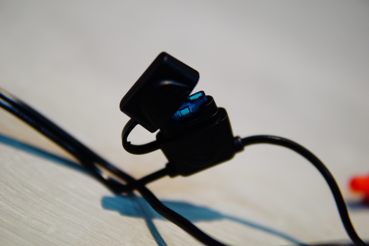 電瓶的守護神-麻新電子MASHIN SC-1000+ 智慧型(鉛酸/鋰鐵)雙模充電器開箱(圖多)