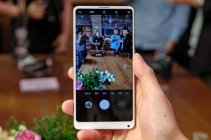 【採訪】小米MIX 2S實機圖賞 外型、拍照有感提升，台灣會有特化版