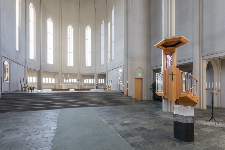 ICELAND [聽損的我，一個人冰島獨自旅行]