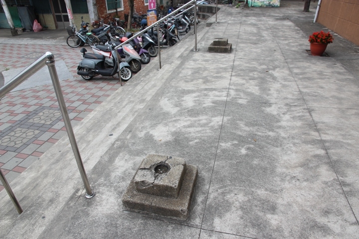 騎 向 不 在 「 水 上 」的 水 上 鄉