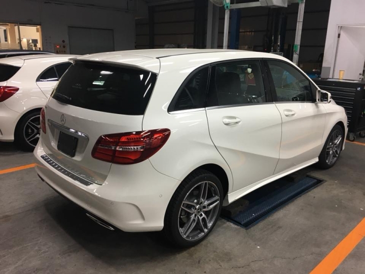 不專業開箱之小B-B180奇遇記（豪宅裡的小兩房）