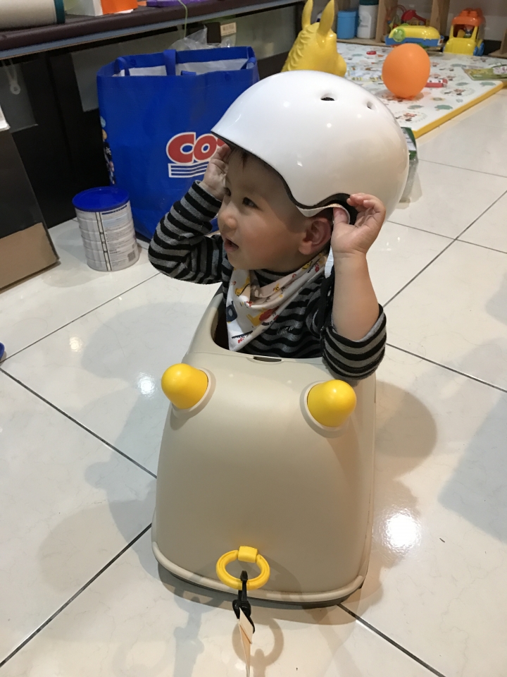 二寶家庭小車空間解決方案 PERO  Luce90 ISOFIX 安全座椅  Petalo 秒收推車(符合登機尺寸) 上篇 緣起與推車介紹(下篇安全座椅與總結待續)