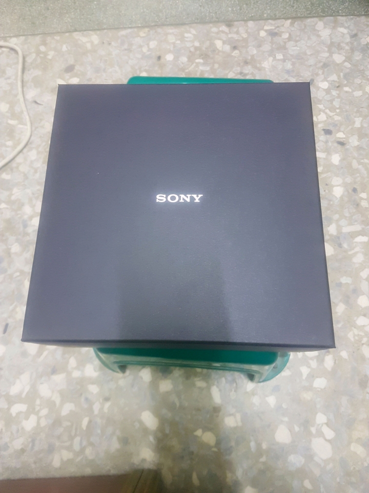 Sony新款Mdr-1AM2開箱