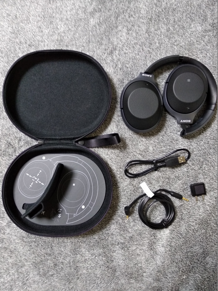 [開箱文]SONY WH-1000XM2