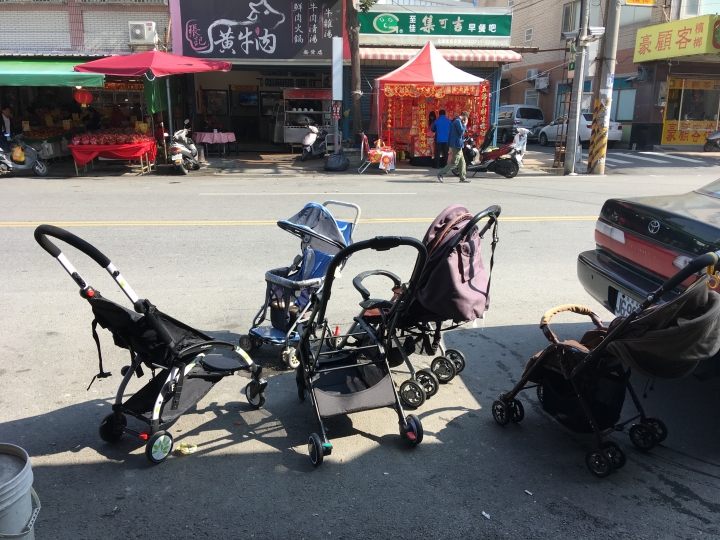 二寶家庭小車空間解決方案 PERO  Luce90 ISOFIX 安全座椅  Petalo 秒收推車(符合登機尺寸) 上篇 緣起與推車介紹(下篇安全座椅與總結待續)