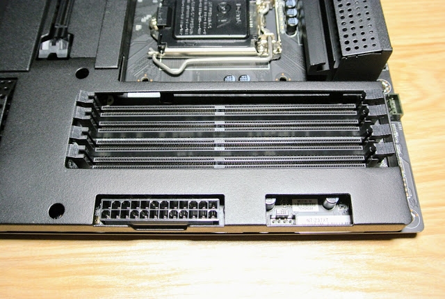 NZXT N7 Z370 潮主板 輕開箱 輕測試!