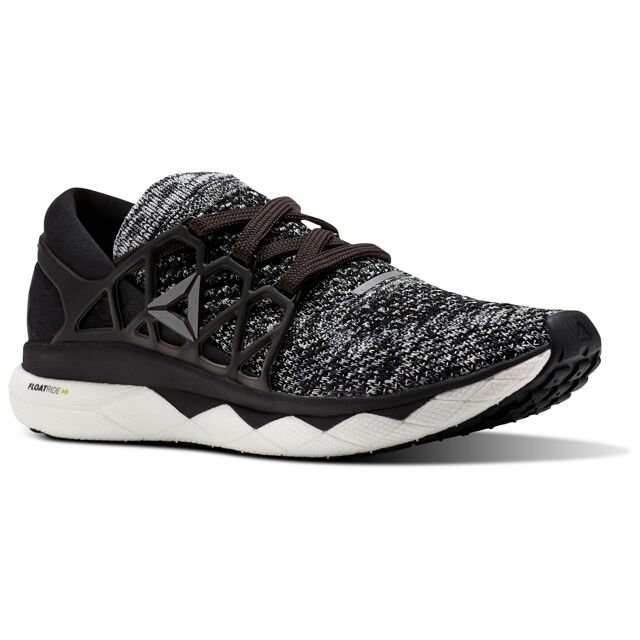 太空中底系列再添新成員 Reebok Floatride RS開售