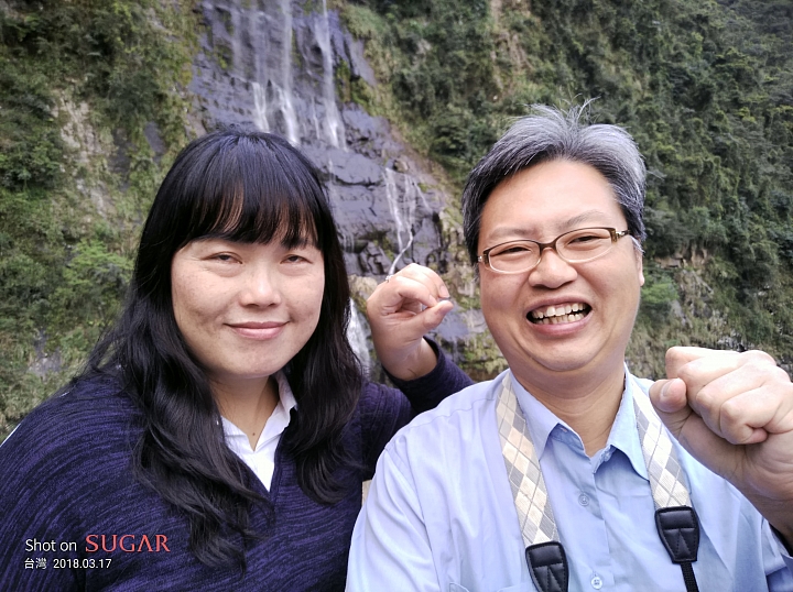 糖果手機 SUGAR S11 四鏡全螢幕手機的奇幻體驗分享 — 熱鬧的燈會、盛開的櫻花、台車與瀑布、深山茶廠、新住民嘉年華會及美味燒肉的饗宴