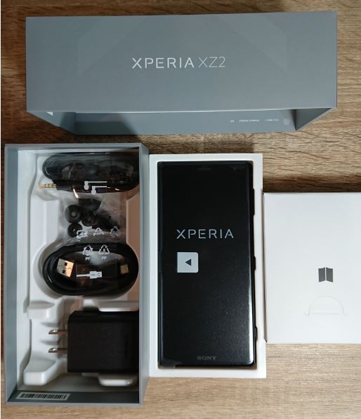 【心得】再見了蘋果~SONY XPERIA XZ2 小揚 開箱文