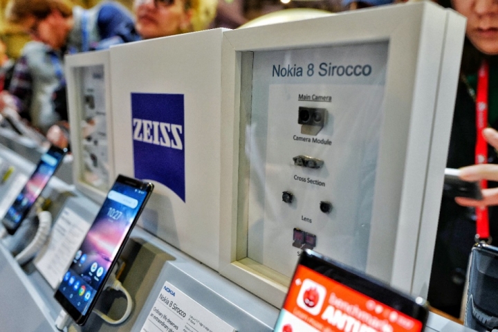 諾基亞推出一款「小單反」就是 Nokia 7 Plus