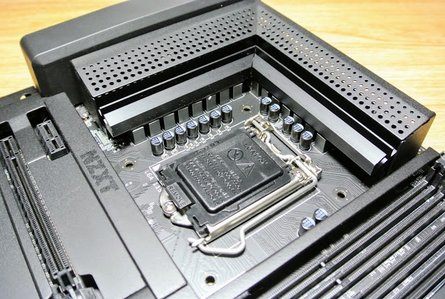 NZXT N7 Z370 潮主板 輕開箱 輕測試!