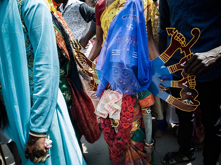 [ZF4]印度的宗教儀式跟台灣87分像，成為卡莉女神之路