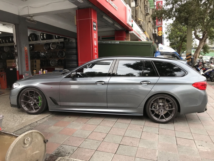 2017 G31 M-sport 簡單開箱(含輕改裝紀錄)