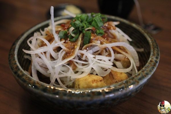 [食記] 桃園中壢 拉麵吧 (RamanBar) 學生推薦排隊美食