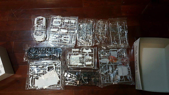 [ Fujimi 1:24 ] 青島 藍寶堅尼 阿凡塔多 LP700-4 硬頂敞篷 Aoshima Lamborghini Aventador LP700-4 Roadster 製作過程