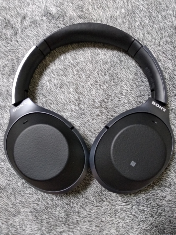 [開箱文]SONY WH-1000XM2
