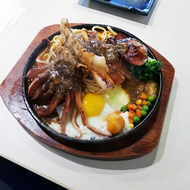 【台南平價牛排】魔力牛 牛排館｜15oz 每口都是驚喜｜平價牛排中的精品｜高CP價格超佛｜堅持不用組合肉｜