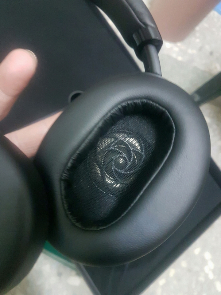 Sony新款Mdr-1AM2開箱