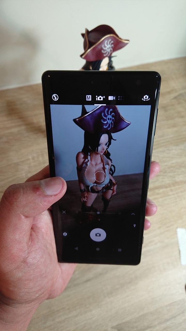 【心得】再見了蘋果~SONY XPERIA XZ2 小揚 開箱文