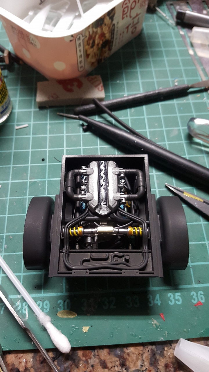 [ Fujimi 1:24 ] 青島 藍寶堅尼 阿凡塔多 LP700-4 硬頂敞篷 Aoshima Lamborghini Aventador LP700-4 Roadster 製作過程