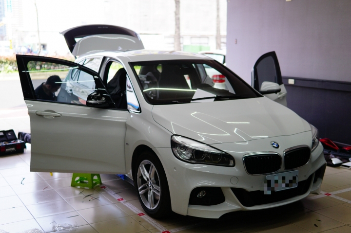 BMW 2AT加裝盲點偵測系統紀實