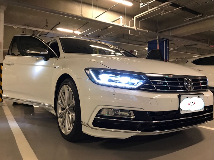 【美圖分享】白色Volkswagen Passat 380 TSI R-Line