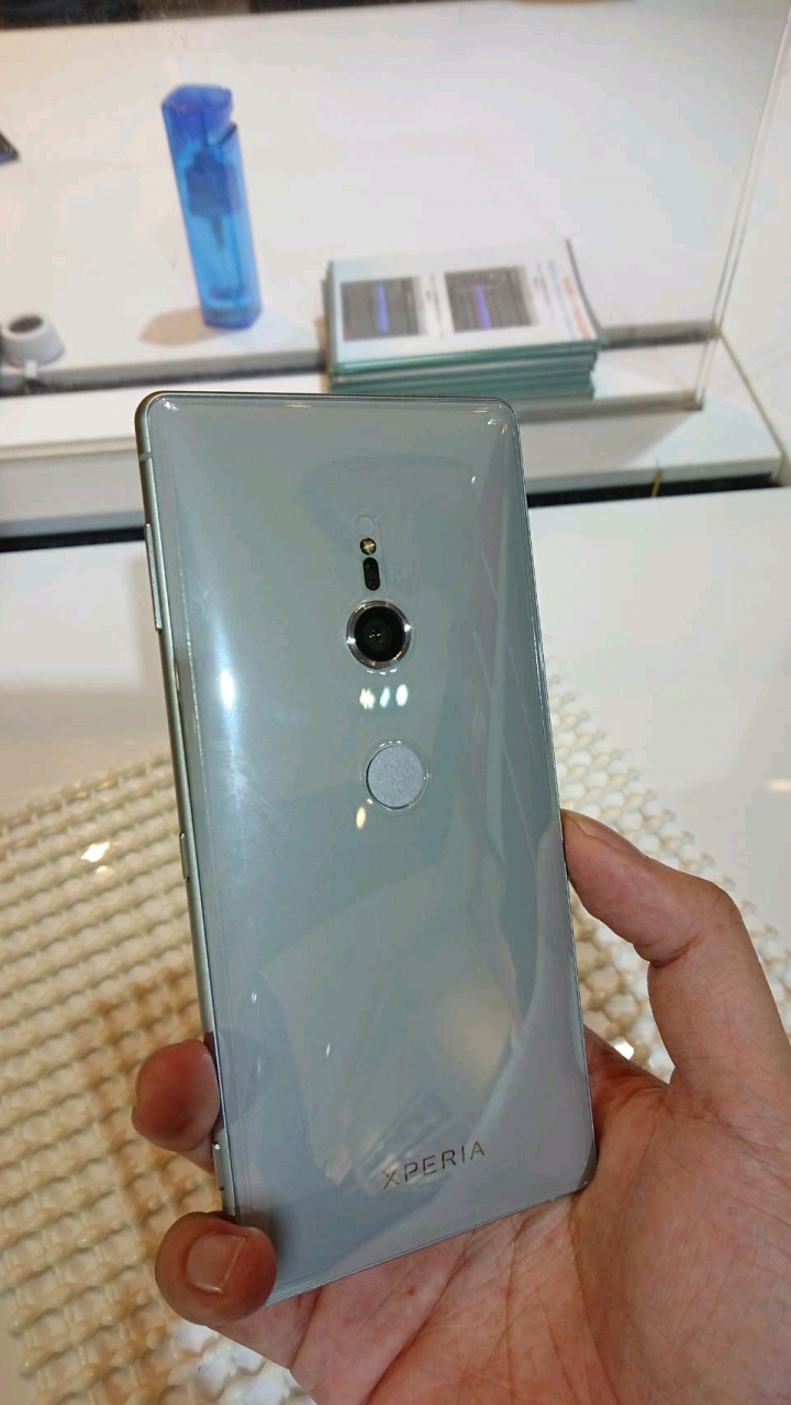 XZ2 超級簡單開箱