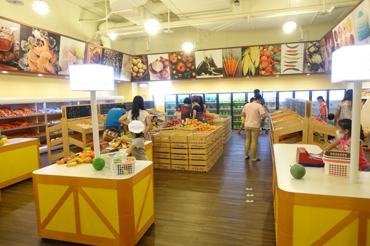 【親子景點】高雄大魯閣草衙道內遊戲愛樂園好大好好玩啊