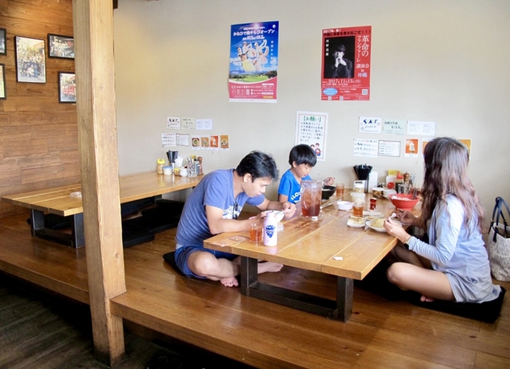 【Okinawa．走跳】沖繩琉球新麵通堂、宜野灣58縣道掏古董與港川外人住宅區
